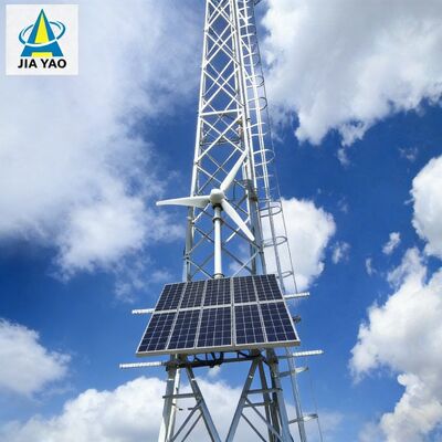 Torre de comunicación compatible con energía renovable para la supervisión del parque solar del parque eólico