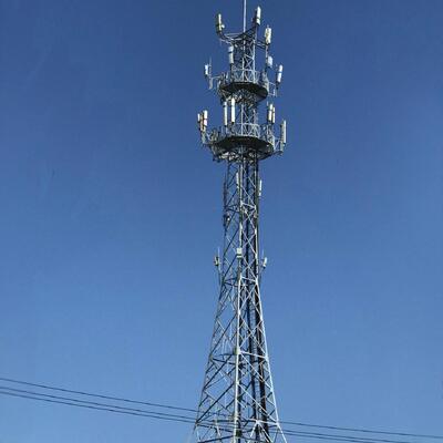 Monitoreo de energía de torre de comunicación integrada de red inteligente de cuatro patas de 20 30 40 60 M para sitio de energía renovable