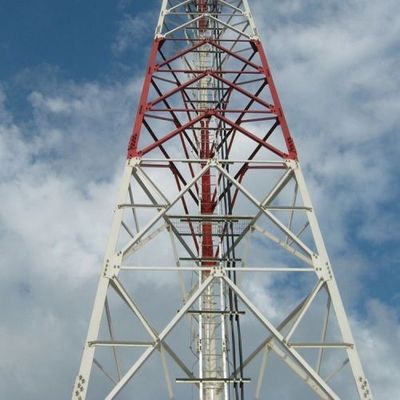 Torre de radio galvanizada de soporte automático 5 km Wifi teléfono celular satélite torre de radio de microondas