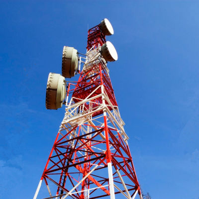 Red Wifi móvil 4G 5G GSM señal de radio 4 piernas ángulo de acero Torre de telecomunicaciones Telecomunicaciones