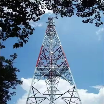 50m Antena de microondas Torre autoportante Diseño de rejilla de 3 patas Torre de acero de telecomunicaciones