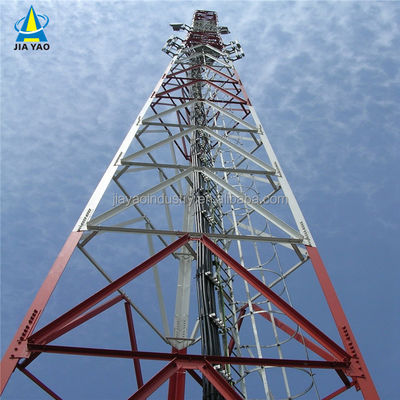 Torre de acero angular galvanizado autoportante de 3 patas