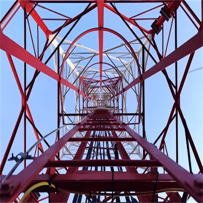 20m 40m 45m 50m Mast de acero de cuatro patas GSM Telecomunicaciones celulares Bts Antenna Torre de comunicación