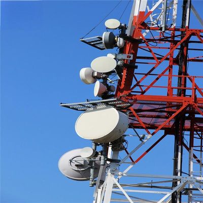 4 piernas Ángulo de acero de hierro de auto-apoyo de la red de telecomunicaciones torre y Internet ISP inalámbrico 5G torre de antena