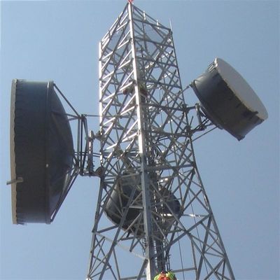 Torre de telecomunicaciones móviles angular de acero de 72 m 4 piernas ASTM A36 A572 Gr50