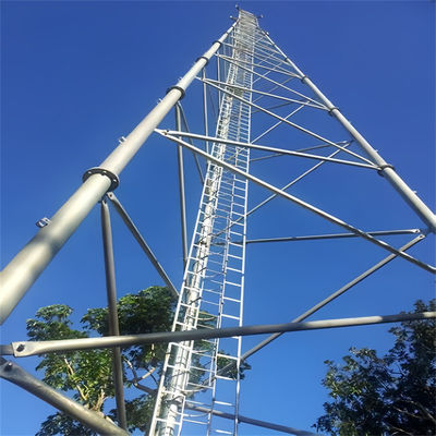 3 Piernas Tubo de Piernas Tubo de acero autoportante galvanizado por sumersión en caliente Telecomunicación Torre de células de comunicación
