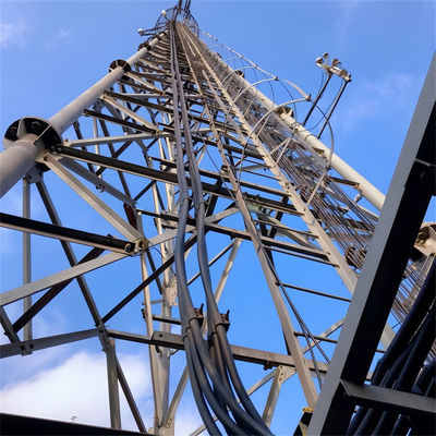 Triangular Telecom Tubular Autoportante Antenna Mast HDG 3 Piernas de acero Torre de rejilla
