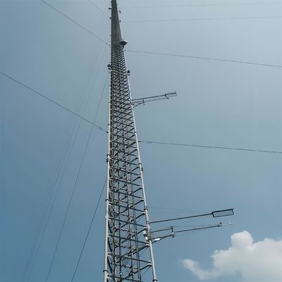 100 metros Q345 Q235 Q420 Estructura de acero Torre de postes con guiado Antenna de ángulo de red de comunicación poste de mástil Torre de telecomunicaciones