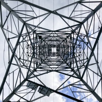 Torre de transmisión de alta tensión de energía eléctrica poste de acero antena torre de monopolio