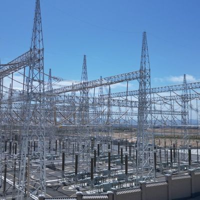 Torre de alta tensión eléctrica de hierro de ángulo Velocidad del viento 30-180 Km/h 132kv Torre de transmisión