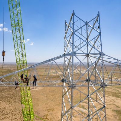 Torre de alta tensión eléctrica de hierro de ángulo Velocidad del viento 30-180 Km/h 132kv Torre de transmisión