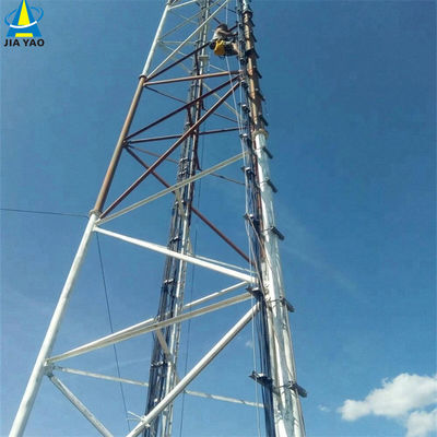 Torre de acero tubular de 3 patas con mástil de antena de televisión 175M- 300M