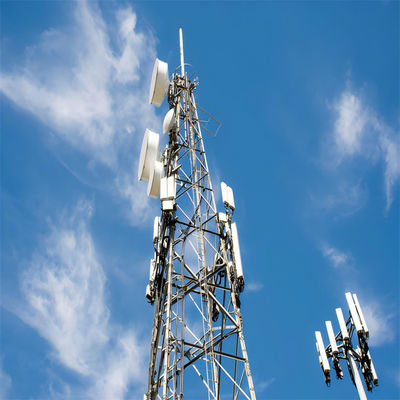 30m Torre de rejilla autoportante para comunicaciones GSM Torre hecha de acero angular