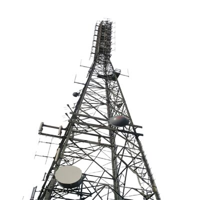 Construido de acero 4 piernas torre angular de acero con pernos, tuercas y las ruedas que cumplen con las normas DIN 7990 e ISO 6507 1 para la seguridad y el montaje