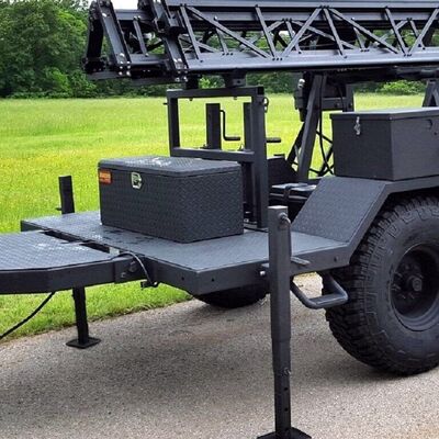 Torre de rejilla telescópica 15-30M Acero galvanizado Camión de comunicación montado Antena 40M/S Resistente al viento