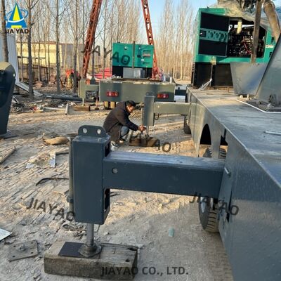 Torre telescópica de trabajo pesado con desviación vertical inferior a uno por mil ofreciendo rendimiento para tareas de comunicación e iluminación