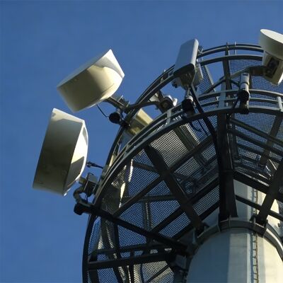 14 20 26M Tamaño compacto Monopolo Autoportante de acero galvanizado al aire libre 5G 4G Satélite Torre de telecomunicaciones de área pequeña