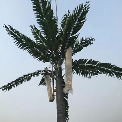 Torre Árbol Biónico de 38M construida con acero galvanizado y plásticos resistentes a los rayos UV, lo que garantiza durabilidad y resistencia a la corrosión