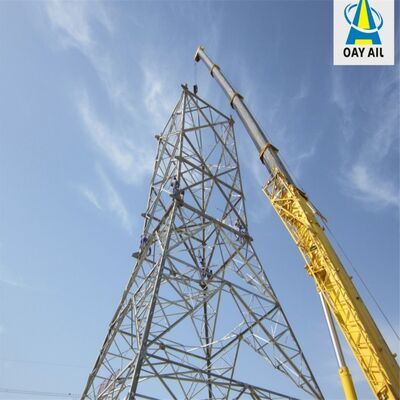 Torre de comunicación compatible con energía renovable para la supervisión del parque solar del parque eólico