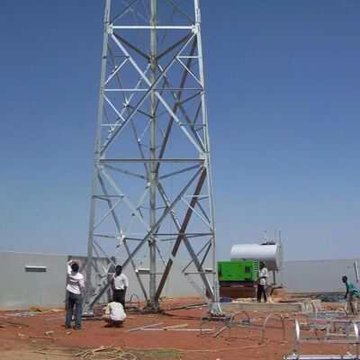 Torre de acero patas galvanizada en inmersión caliente del ángulo 3 rentable para 5G rural