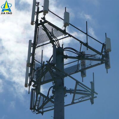 Torre de acero resistente a la intemperie de 30 m para un rendimiento de señal superior