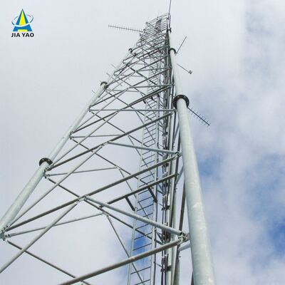 vibración 76Meter de los 46m los 58m los 68m que humedece la torre de las telecomunicaciones de 3 tubos para el cuadrado de la estación de carretera
