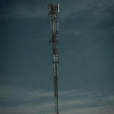 Fundación de acero de la luz de la torre Guyed Q355 de los 35M para la cobertura de área amplia del prado