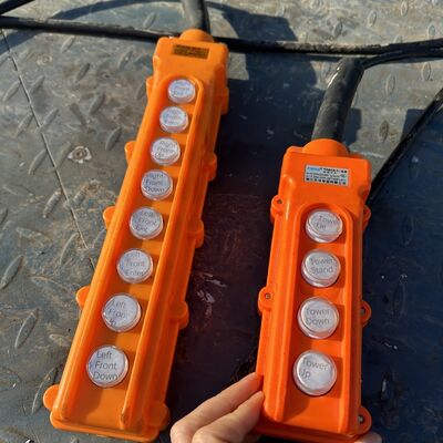 Torre de mástil de acero telescópico portátil de 12 a 25 m para estación base móvil y vigilancia temporal de eventos con sistema de elevación eléctrica y base de despliegue rápido